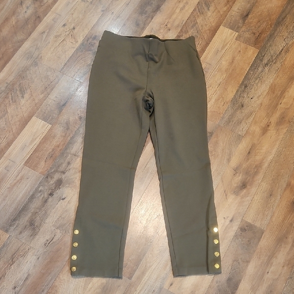 👖LIZ CLAIBORNE Olive Green Pants with Gold Button Accents - Picture 1 of 8